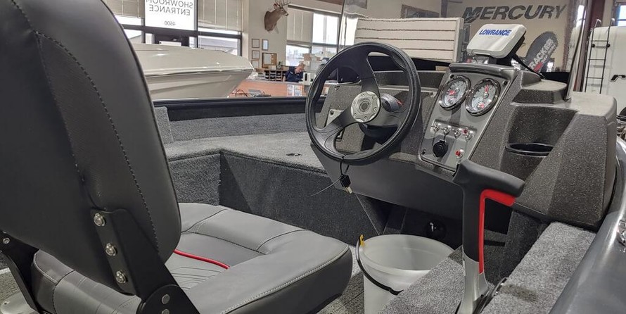 Tracker Pro Guide V-16 SC