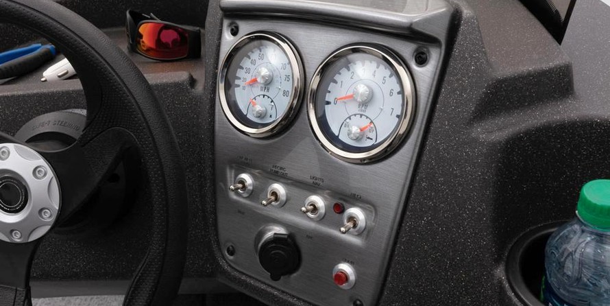 Tracker Pro Guide V-16 SC