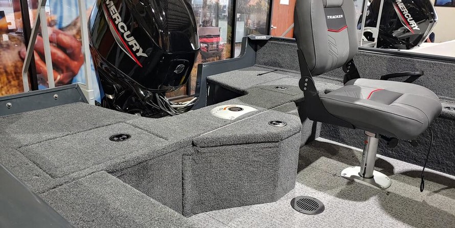 Tracker Pro Guide V-16 SC