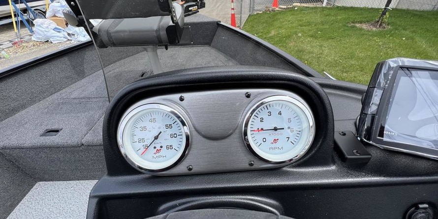 Lund Boats 1650 Rebel XS SS