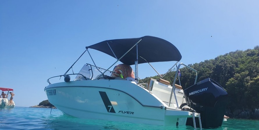 Beneteau Flyer 7 SUNdeck