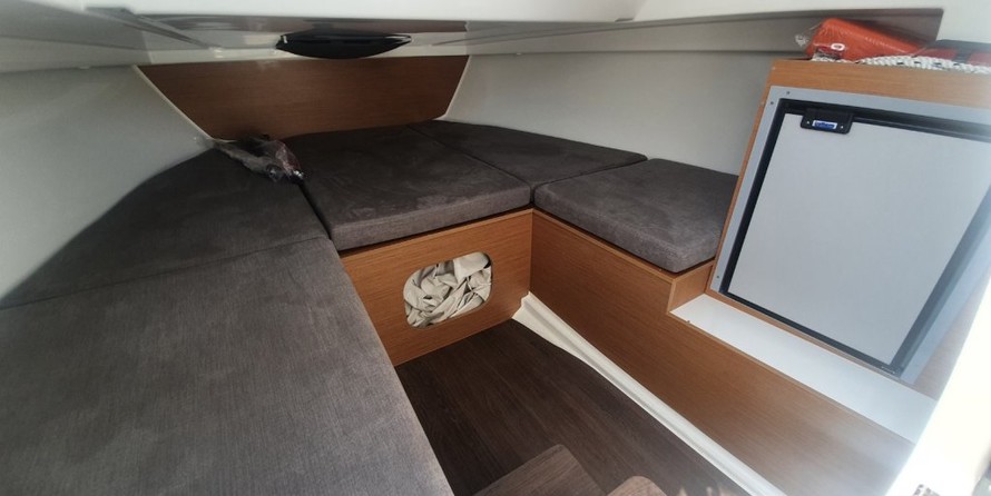 Beneteau Flyer 7 SUNdeck