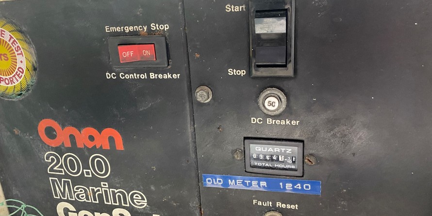 Hatteras 77 Convertible