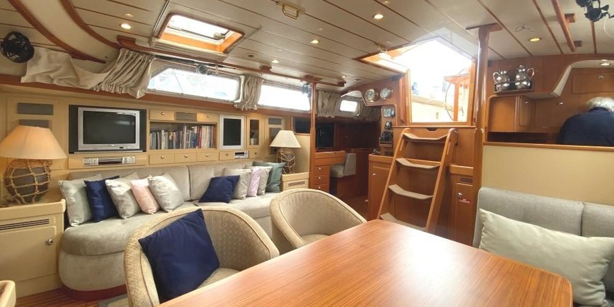 Hallberg-Rassy 62