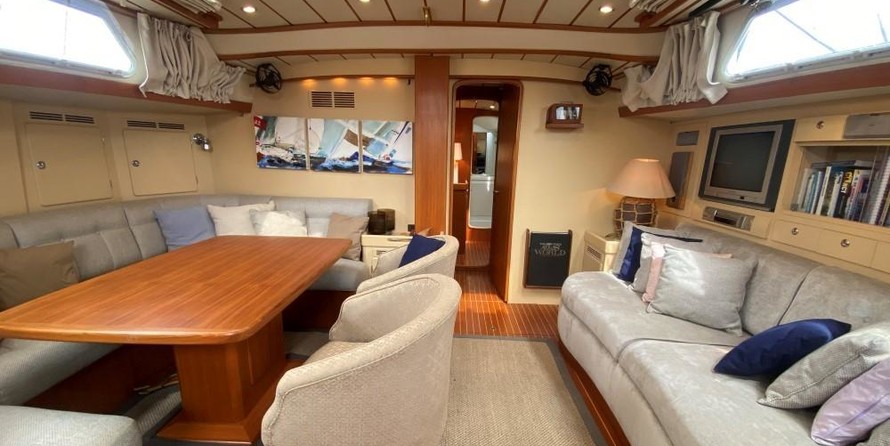 Hallberg-Rassy 62