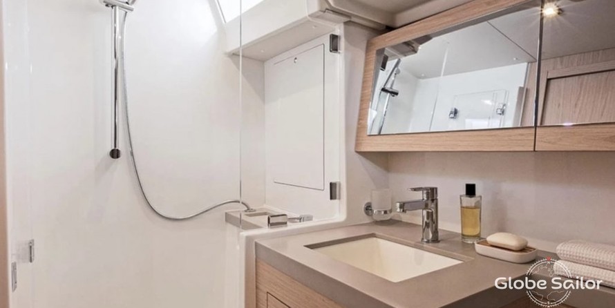 Beneteau Oceanis 51.1