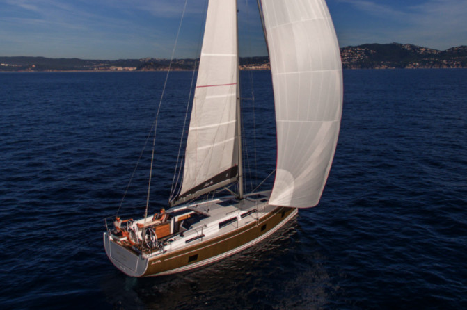 Hanse 418