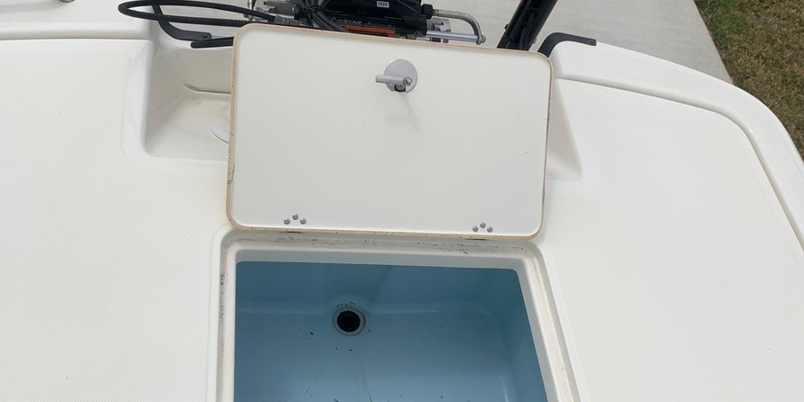 Mako Pro Skiff 17 CC