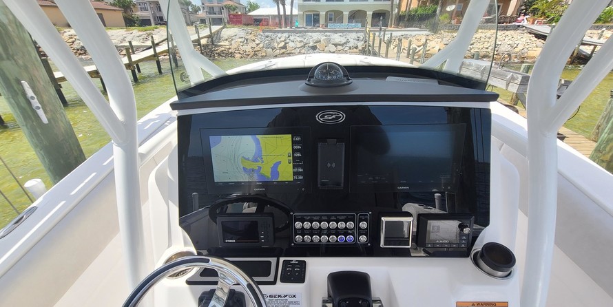 288 Sea Fox Commander