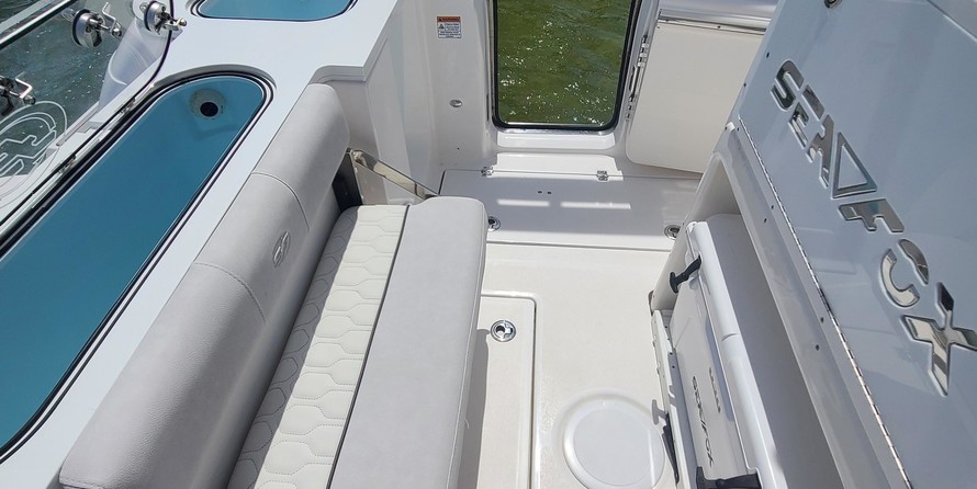 288 Sea Fox Commander