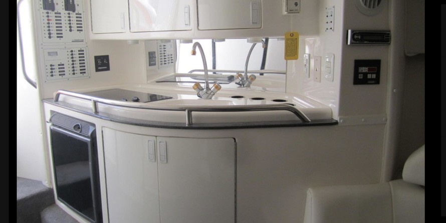 Fountain fountain 47 lightning