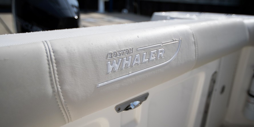 Boston Whaler 285 Conquest