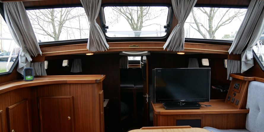 Van der valk challenger royal 42