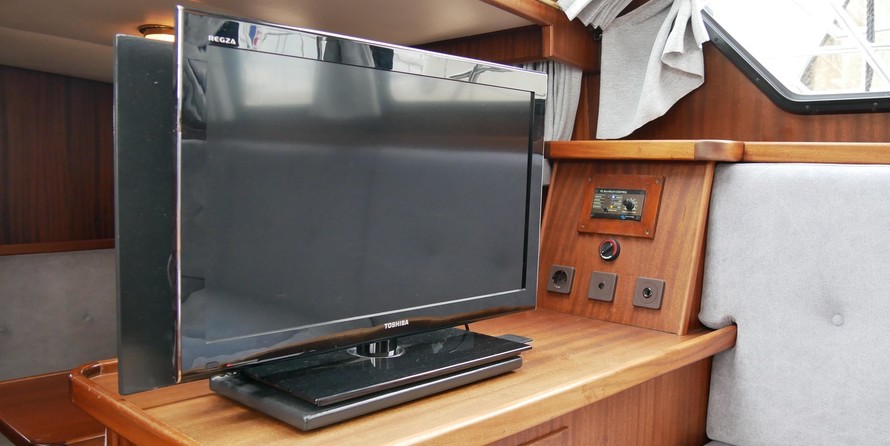 Van der valk challenger royal 42