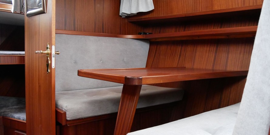 Van der valk challenger royal 42