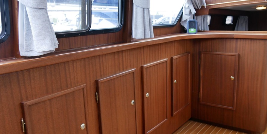 Van der valk challenger royal 42