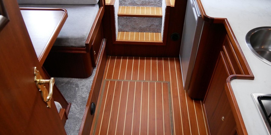 Van der valk challenger royal 42