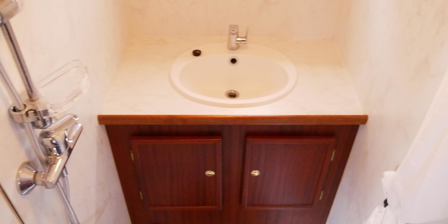 Van der valk challenger royal 42