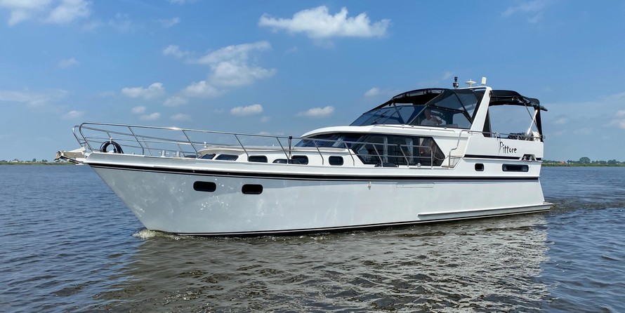 Van der valk challenger royal 42