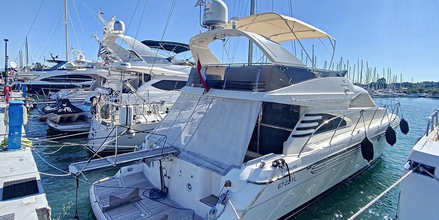 Fairline Squadron 59
