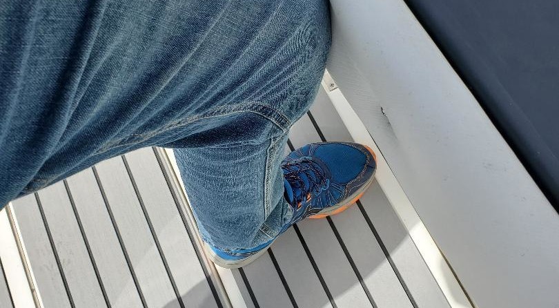 Robalo 2640 walkaround