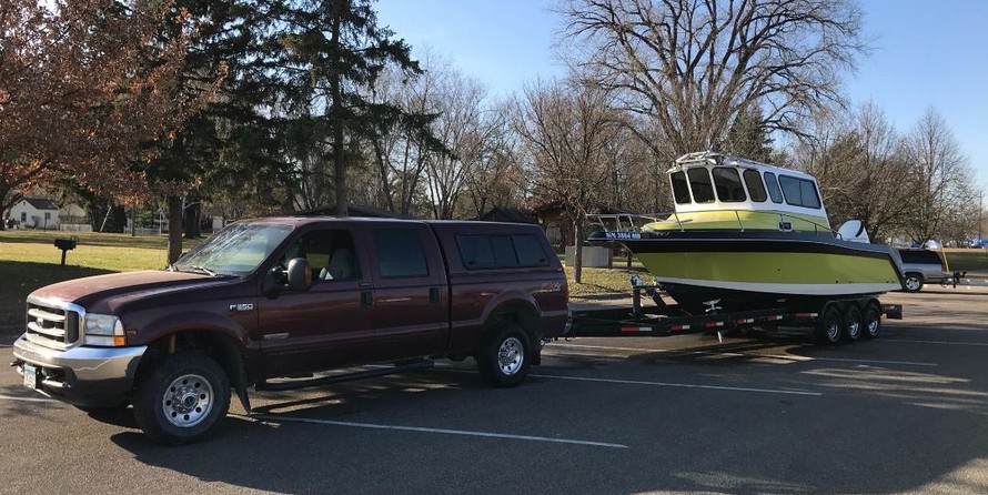 Robalo 2640 walkaround