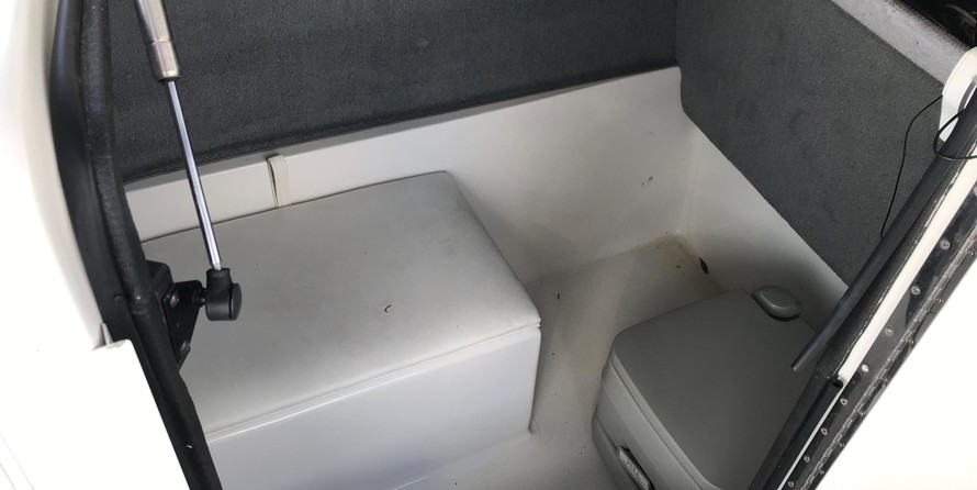 Larson 2400 Escape RT Twin FC