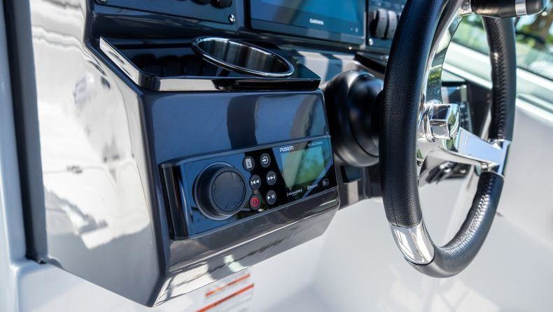 Blackfin 232DC