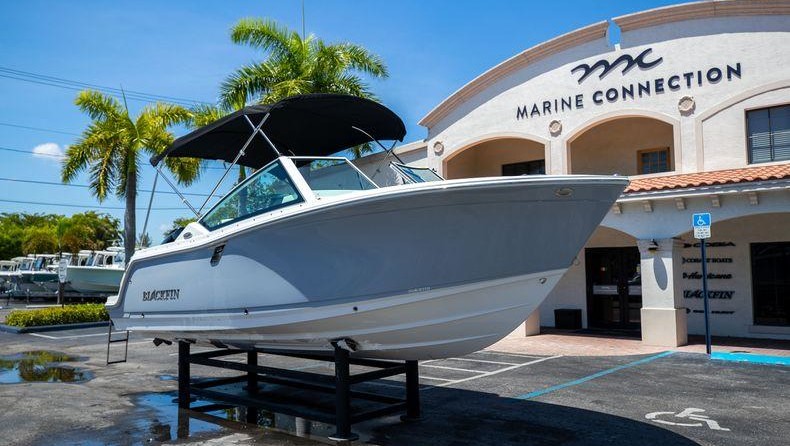 Blackfin 232DC