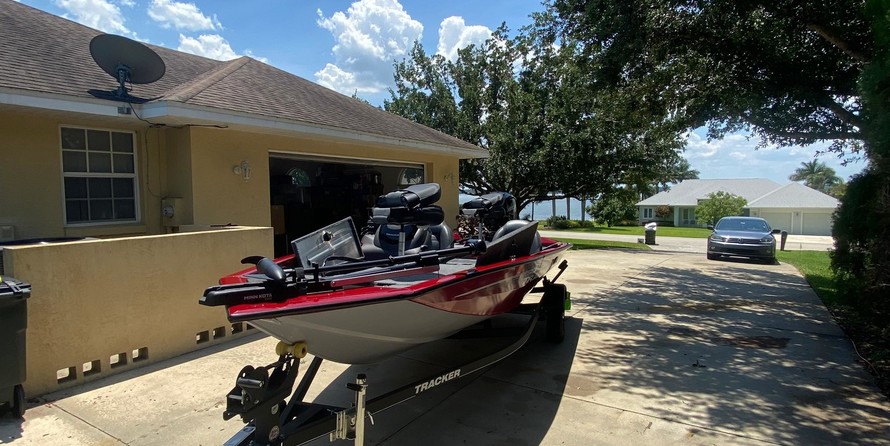 Tracker Pro Team 175 TXW