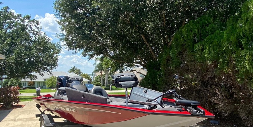 Tracker Pro Team 175 TXW