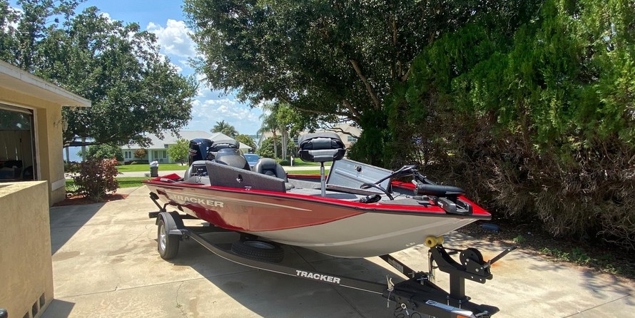 Tracker Pro Team 175 TXW