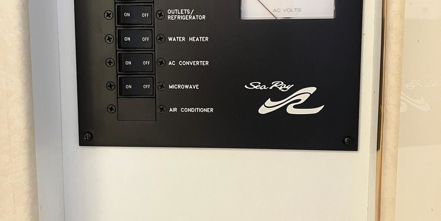 Sea ray 270 sundancer