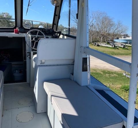 Boston Whaler Challenger 25