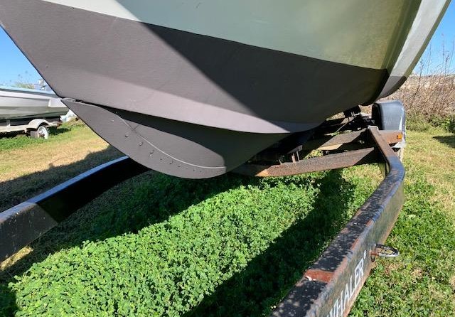 Boston Whaler Challenger 25