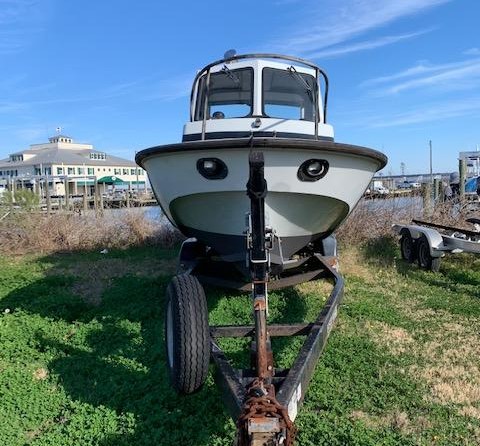 Boston Whaler Challenger 25