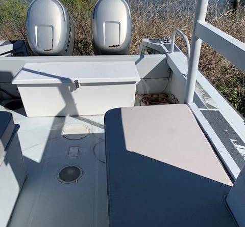 Boston Whaler Challenger 25