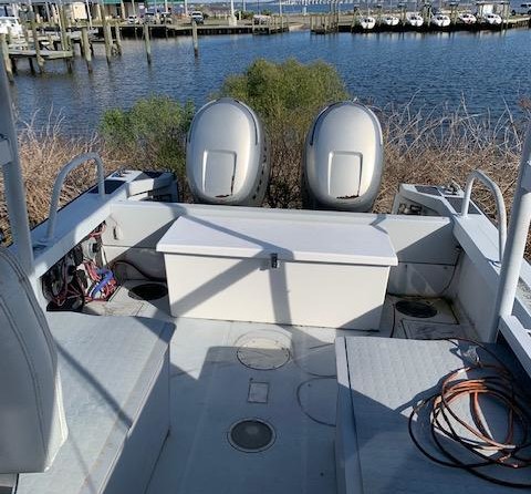 Boston Whaler Challenger 25