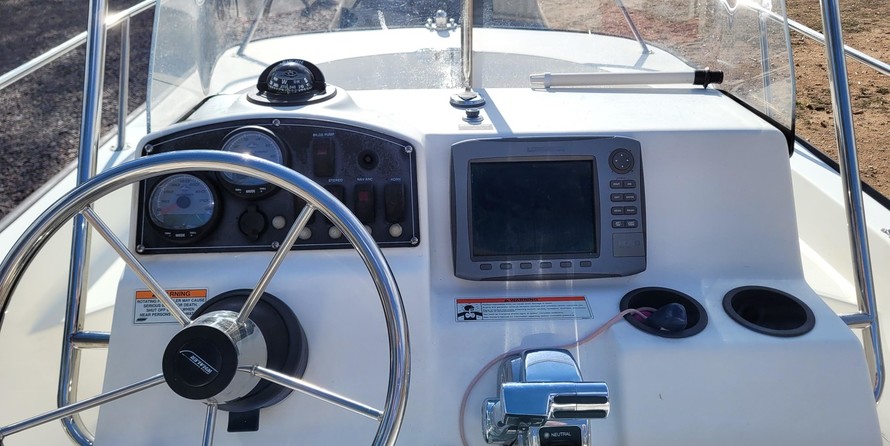 Boston Whaler 190 Montauk