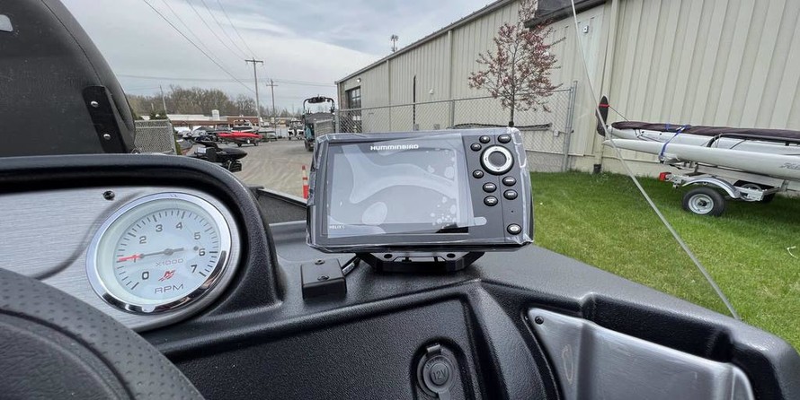 Lund Boats 1650 Rebel XS SS