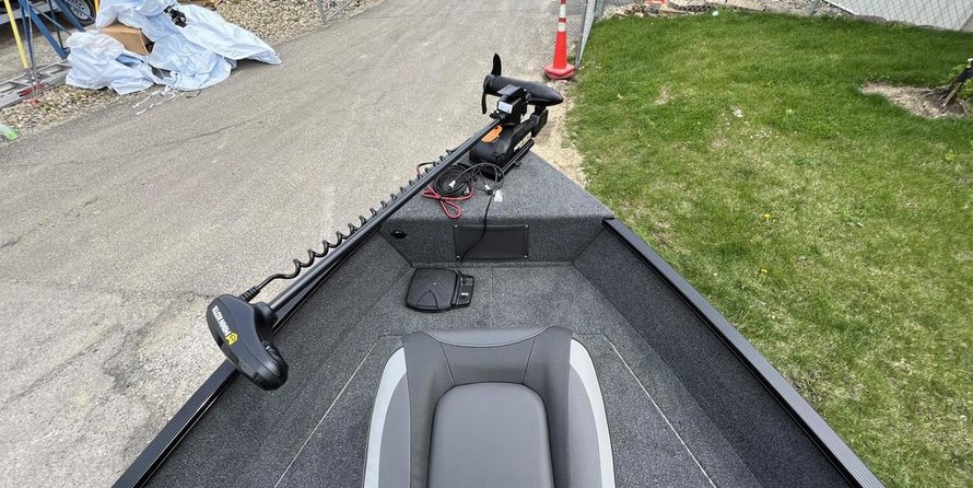 Lund Boats 1650 Rebel XS SS