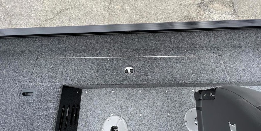 Lund Boats 1650 Rebel XS SS