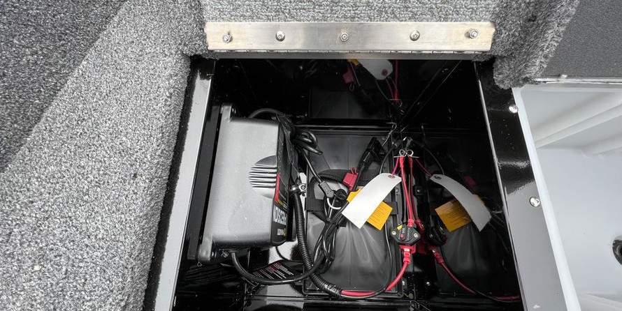 Lund Boats 1650 Rebel XS SS