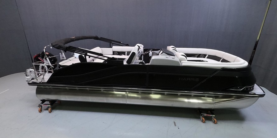 Harris Grand Mariner 230