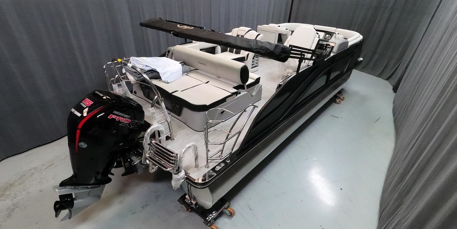 Harris Grand Mariner 230
