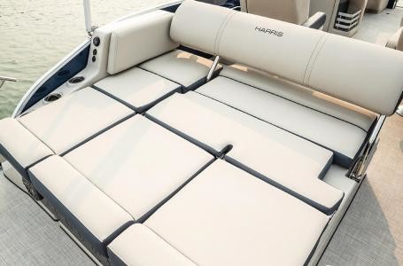 Harris Grand Mariner 230