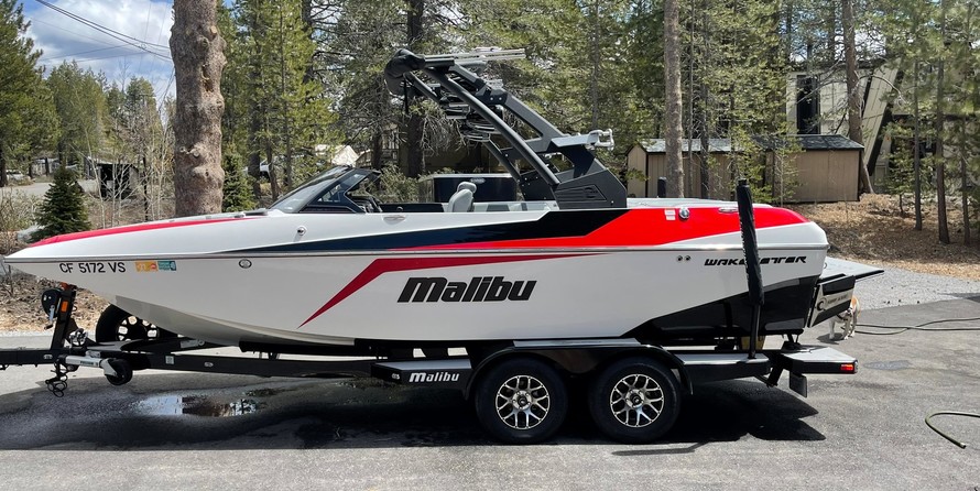 Malibu Wakesetter 21 MLX