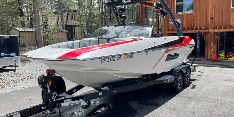 Malibu Wakesetter 21 MLX