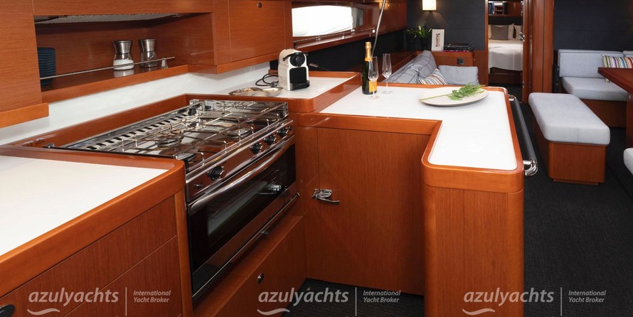 Beneteau Oceanis 60