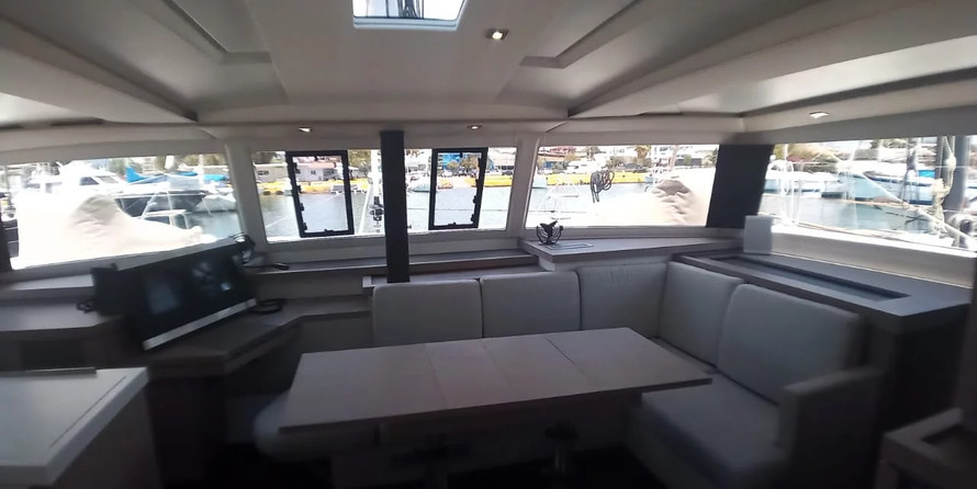 Fountaine Pajot Astrea 42